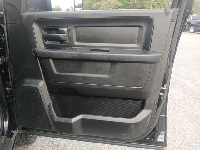 Used 2015 RAM 3500 Tradesman w/ Chrome Appearance Group AWD/4WD image 29