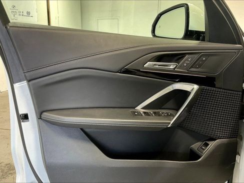 Used 2024 BMW X1 xDrive28i w/ M Sport Package image 20