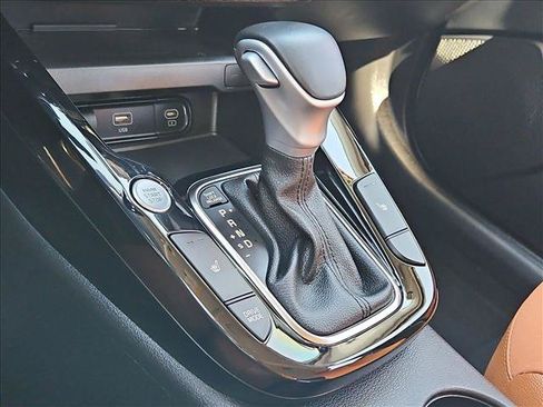 Used 2024 Kia Soul EX w/ Option Group 015 FWD image 18