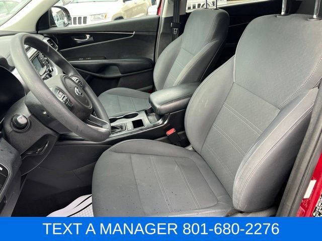 Used 2018 Kia Sorento LX AWD/4WD image 16
