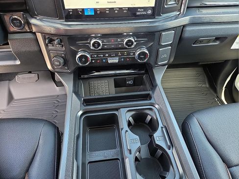 New 2026 Ford F350 Lariat w/ Black Appearance Package AWD/4WD image 25