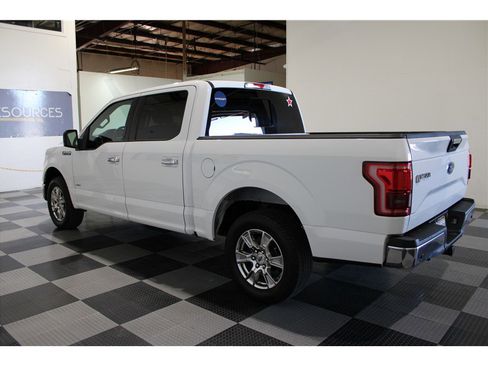 Used 2015 Ford F150 XLT w/ Equipment Group 302A Luxury image 12