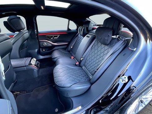 Certified 2023 Mercedes-Benz S 580 4MATIC Sedan image 25