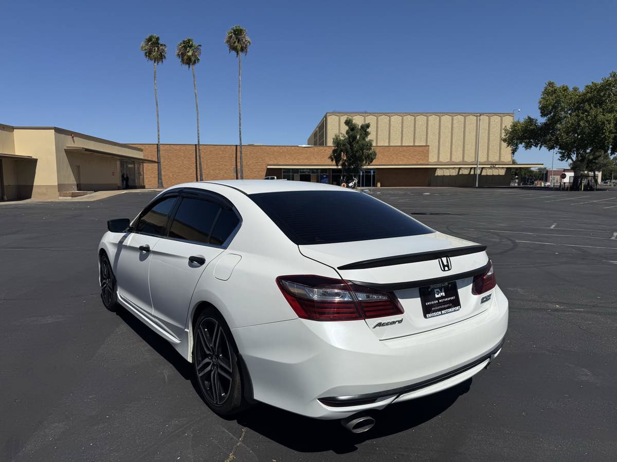 Used 2017 Honda Accord Sport Special Edition image 5