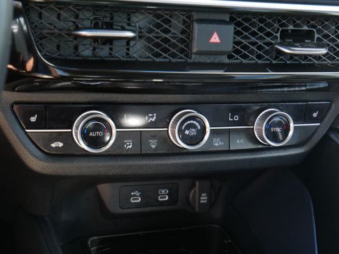 Certified 2025 Acura ADX FWD image 23