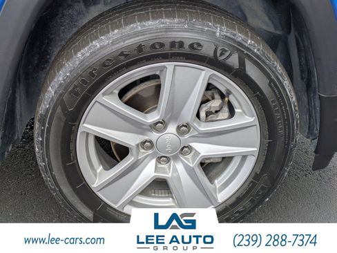 Used 2022 Jeep Compass Latitude FWD image 8