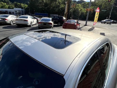 Used 2010 Porsche Panamera S image 8