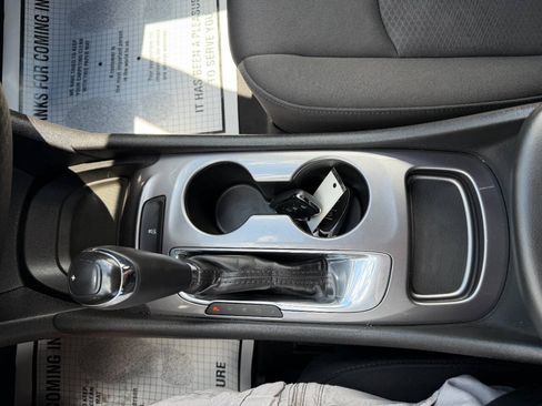 Used 2019 Chevrolet Malibu LS FWD image 29