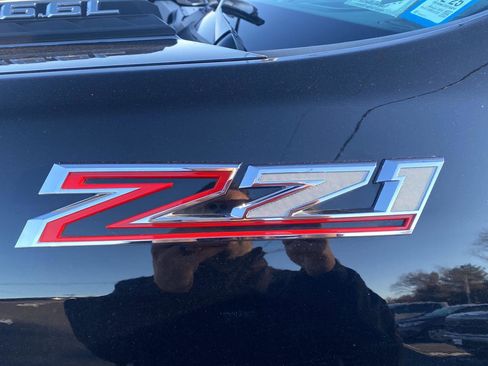 Used 2024 Chevrolet Silverado 2500 Custom w/ Custom Value Package image 10