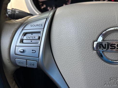 Used 2017 Nissan Altima 2.5 SV FWD image 13