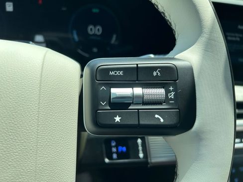 New 2025 Hyundai Santa Fe Calligraphy image 13