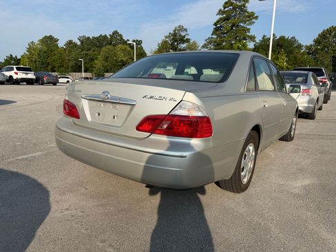 Used 2004 Toyota Avalon XL FWD image 6