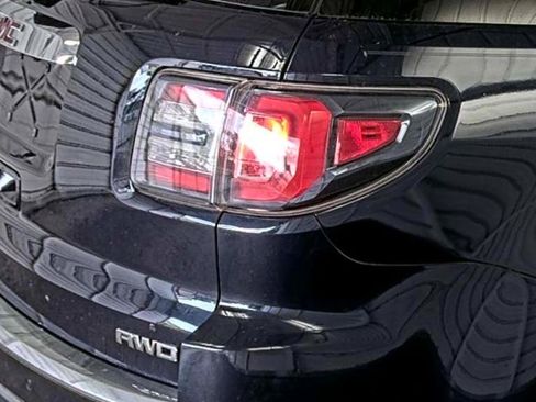Used 2017 GMC Acadia Limited SLT AWD/4WD image 7