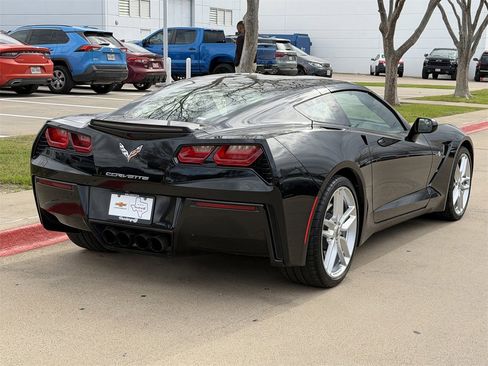 Used 2019 Chevrolet Corvette Stingray Coupe w/ 1LT image 4