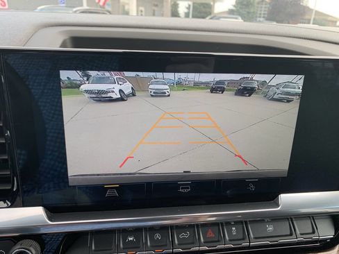 Used 2024 Chevrolet Silverado 1500 RST image 18