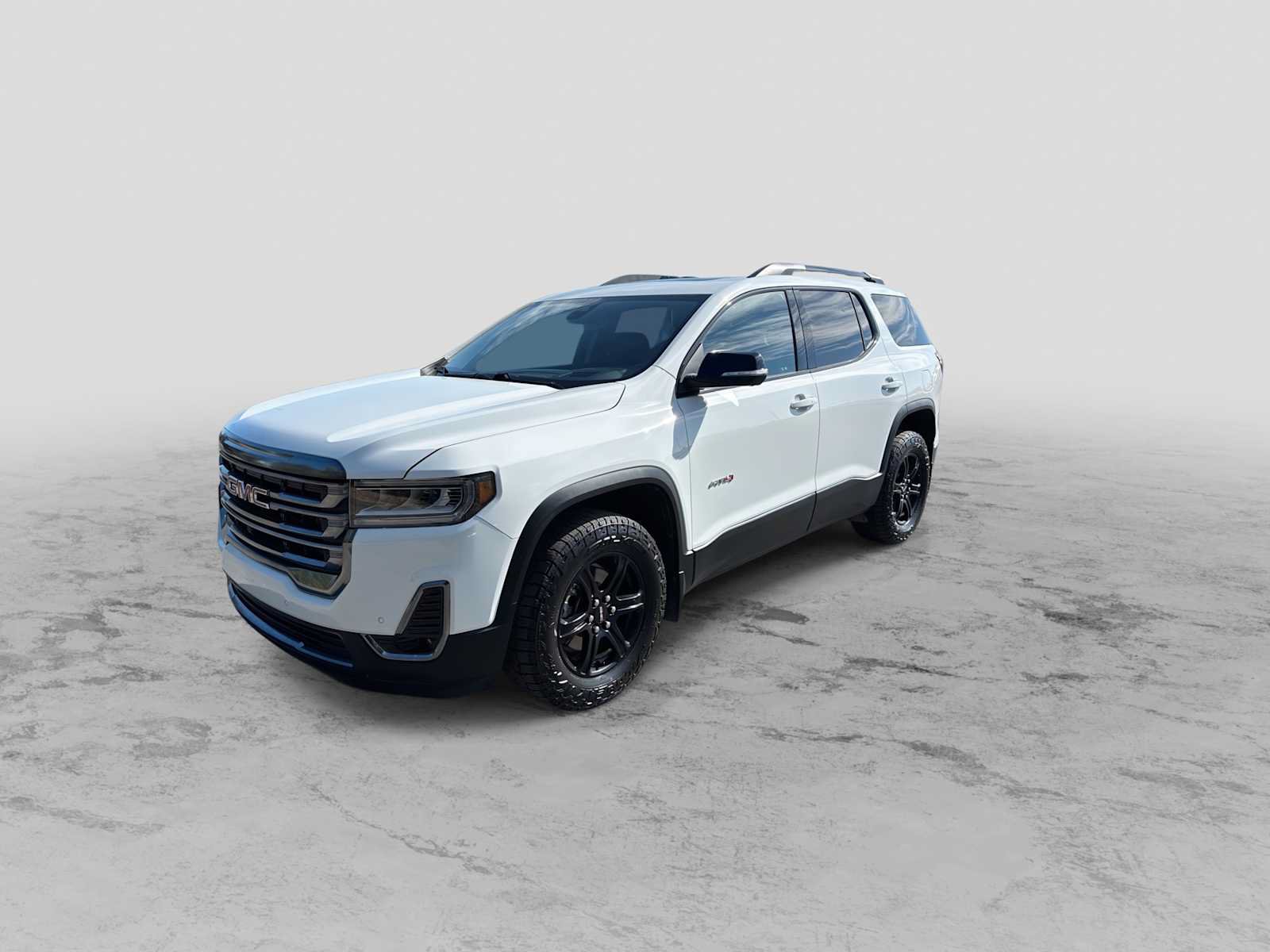 Used 2022 GMC Acadia AT4 w/ GMC Pro Grade Package AWD/4WD image 4