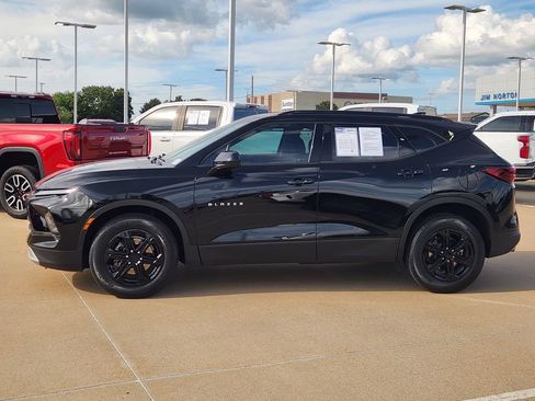 Used 2024 Chevrolet Blazer LT w/ Convenience Package FWD image 4