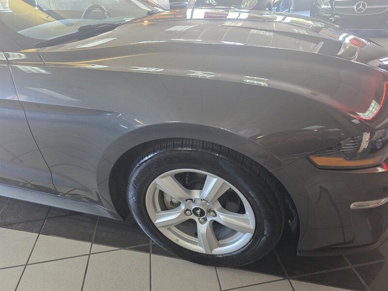 Used 2019 Ford Mustang Convertible RWD image 37