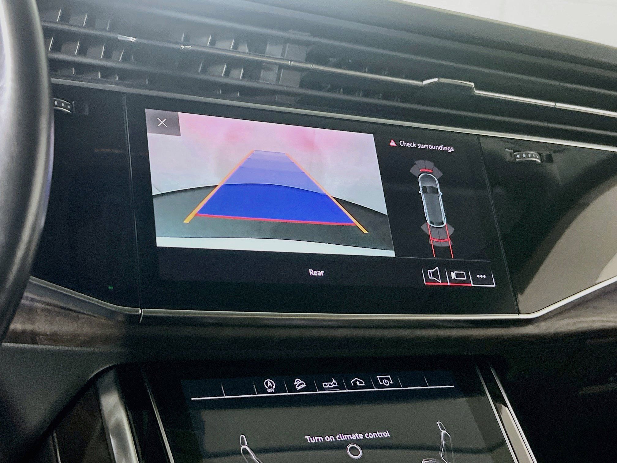 Used 2020 Audi Q8 Premium AWD/4WD image 14