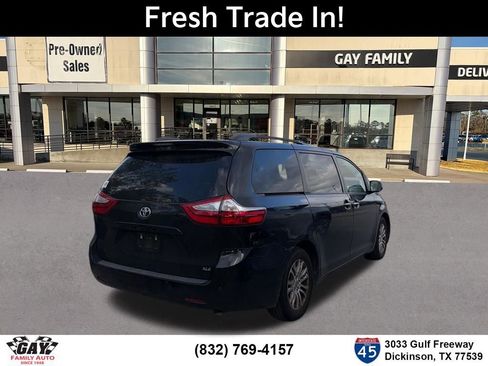 Used 2015 Toyota Sienna XLE Premium image 9