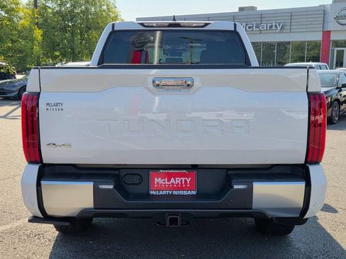 Used 2024 Toyota Tundra Limited w/ Power Package AWD/4WD image 6