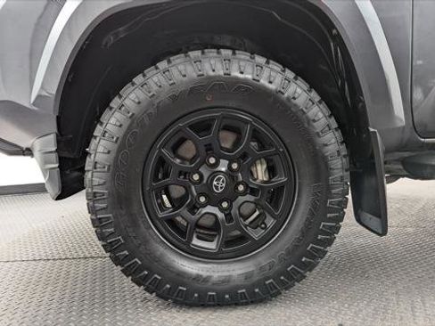 Used 2021 Toyota Tacoma SR5 image 28