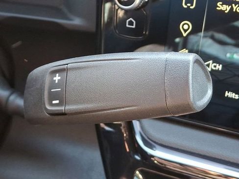 Used 2024 GMC Sierra 2500 AT4 w/ AT4 Preferred Package image 16