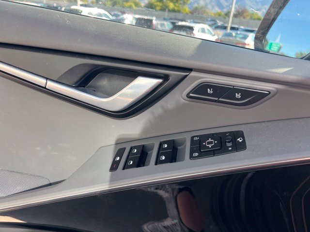 Used 2024 Kia Niro FWD image 14