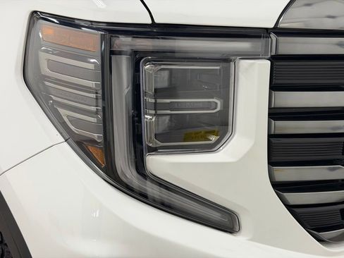 Certified 2023 GMC Sierra 1500 AT4 w/ AT4 Preferred Package image 16