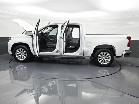 Used 2024 Chevrolet Silverado 1500 Custom RWD image 34