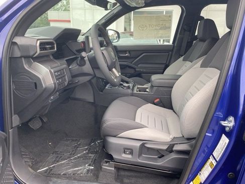 New 2025 Toyota Tacoma TRD Off-Road image 28