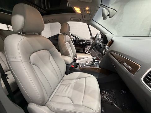 Used 2016 Audi Q5 2.0T Premium Plus w/ Technology Package image 34