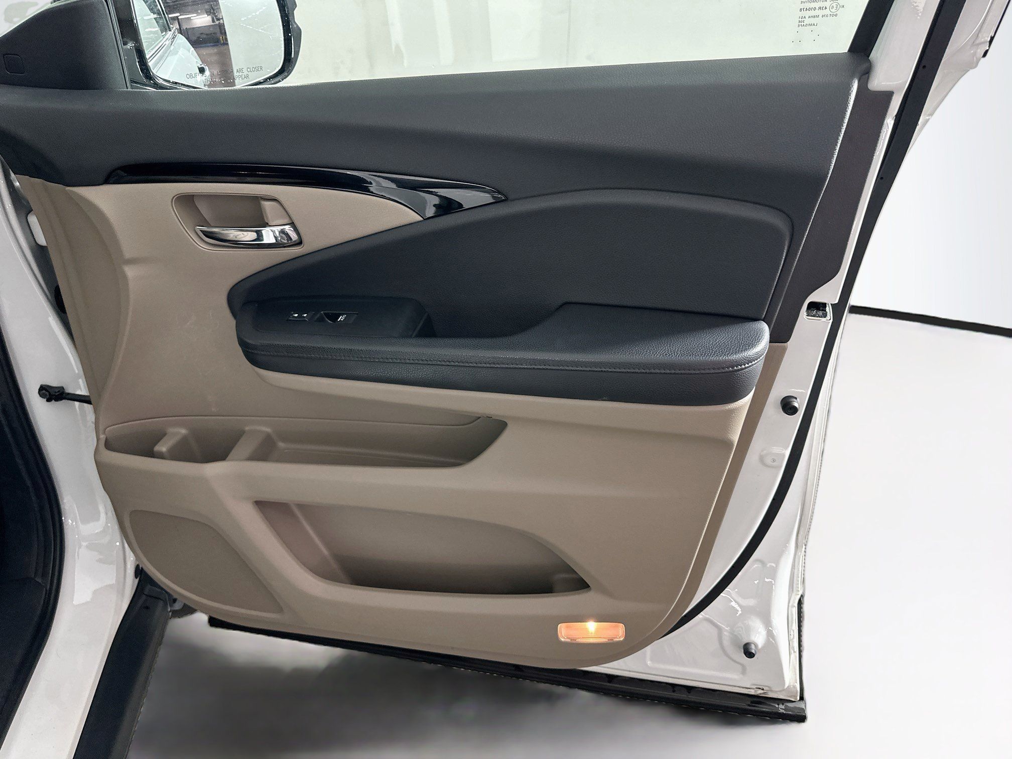 Used 2020 Honda Pilot Touring image 34