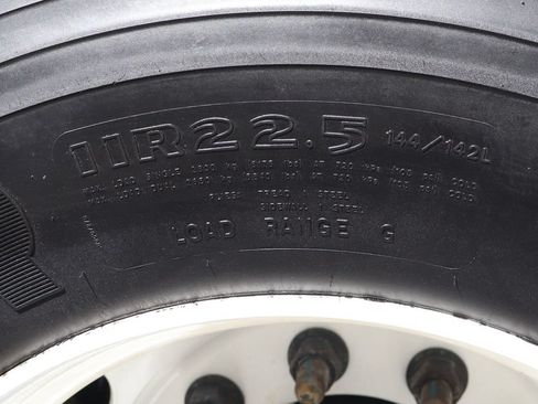 Used 2021 Ford F650 2WD Regular Cab Super Duty image 35