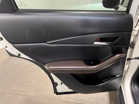 Used 2021 MAZDA CX-30 AWD 2.5 S w/ Premium Package image 16