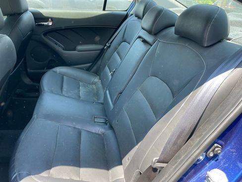 Used 2017 Kia Forte EX FWD image 7