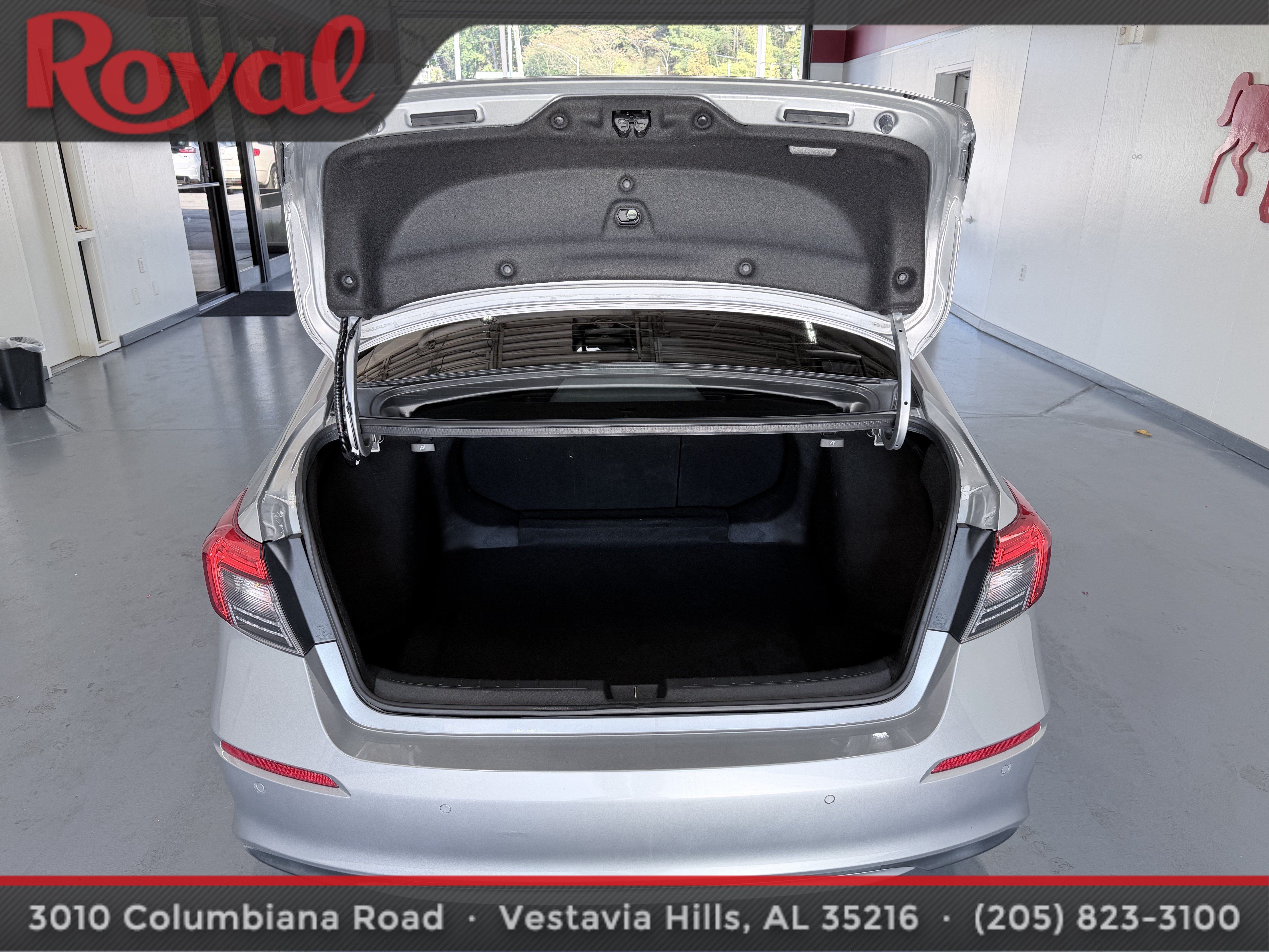 Used 2022 Honda Civic Touring image 6