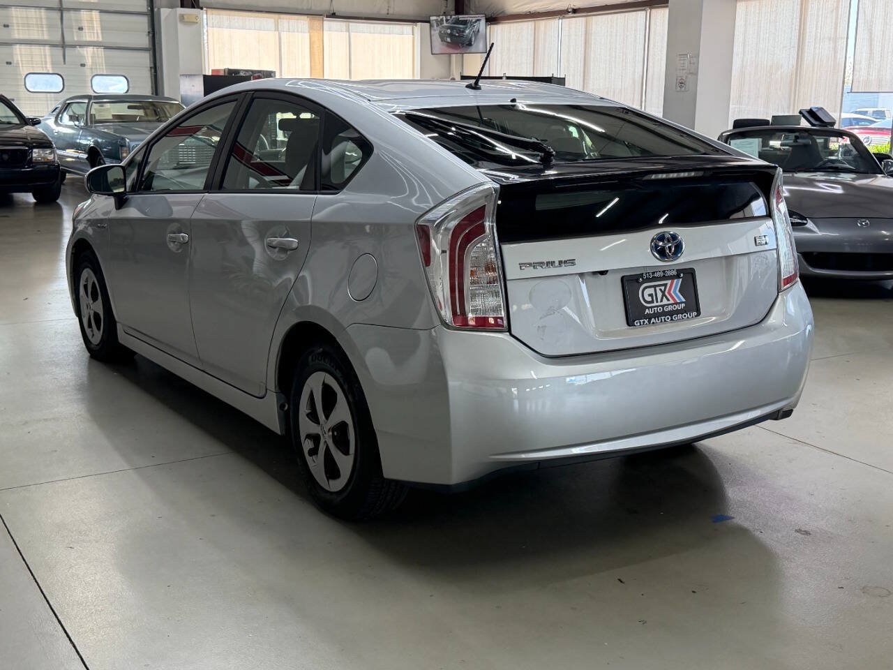 Used 2015 Toyota Prius Two FWD image 4