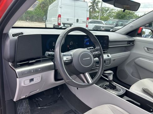 Used 2024 Hyundai Kona SEL image 10