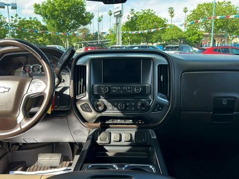Used 2018 Chevrolet Silverado 1500 LTZ w/ High Desert Package AWD/4WD image 26
