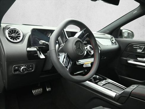 Certified 2026 Mercedes-Benz GLA 250 4MATIC image 10