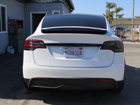 Used 2023 Tesla Model X AWD/4WD image 4