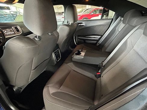 Used 2022 Dodge Charger SXT RWD image 17