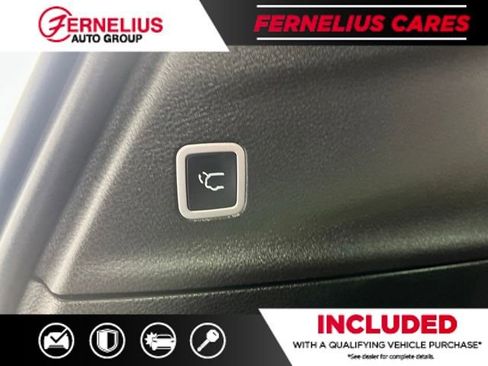 Used 2021 Chrysler Pacifica Pinnacle AWD/4WD image 12