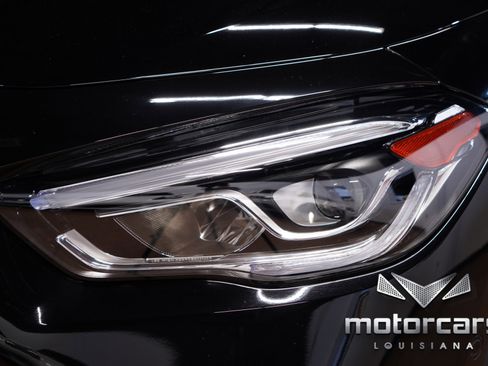 Used 2021 Mercedes-Benz GLA 250 w/ AMG Line Exterior image 11