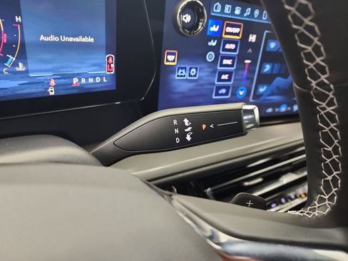 New 2026 Chevrolet Traverse LT image 23