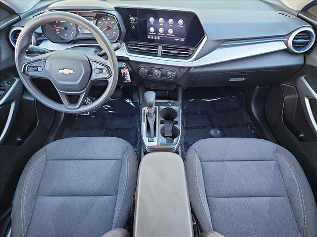 Used 2024 Chevrolet Trax LS FWD image 16