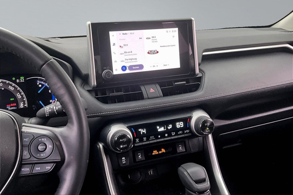 Used 2023 Toyota RAV4 XLE w/ XLE Grade Weather Package AWD/4WD image 9