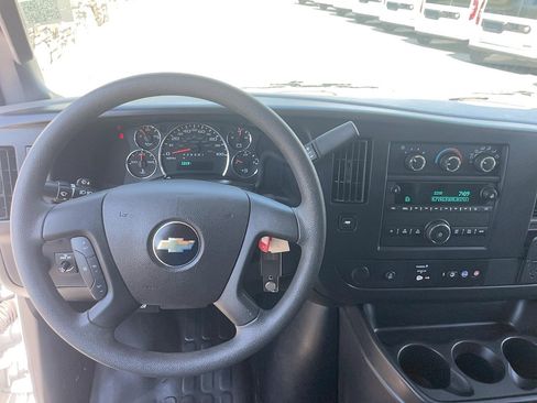 Used 2024 Chevrolet Express 3500 w/ Power Convenience Package RWD image 13
