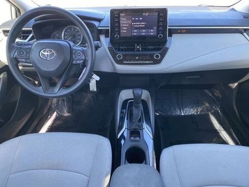 Used 2020 Toyota Corolla LE image 12